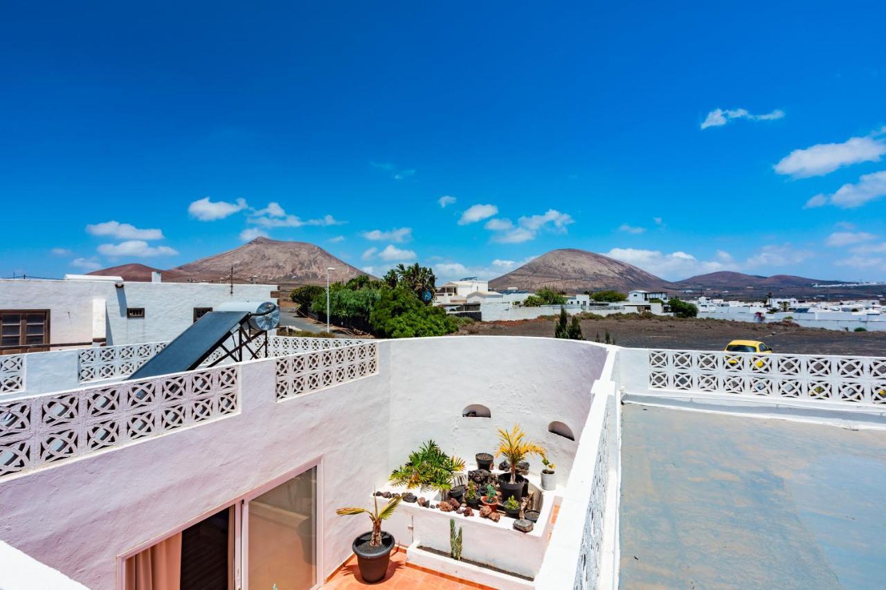 Апартаменти La Graciosa - Casa Marosenia Guime Екстер'єр фото